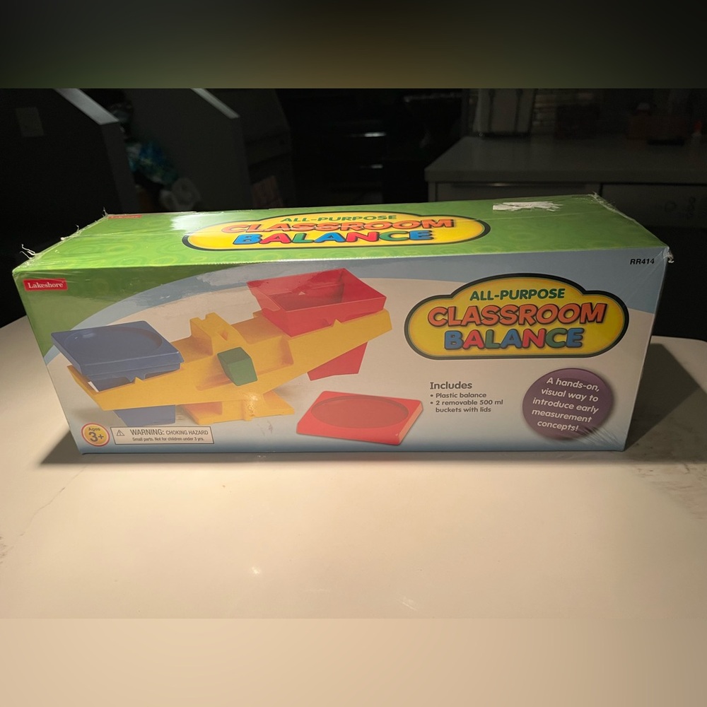 NWT lakeshore all purpose classroom balance.  Helps kids visualize weight & size